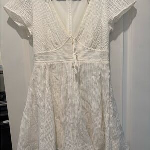 Lulu’s White Textured Short Sleeve Dress